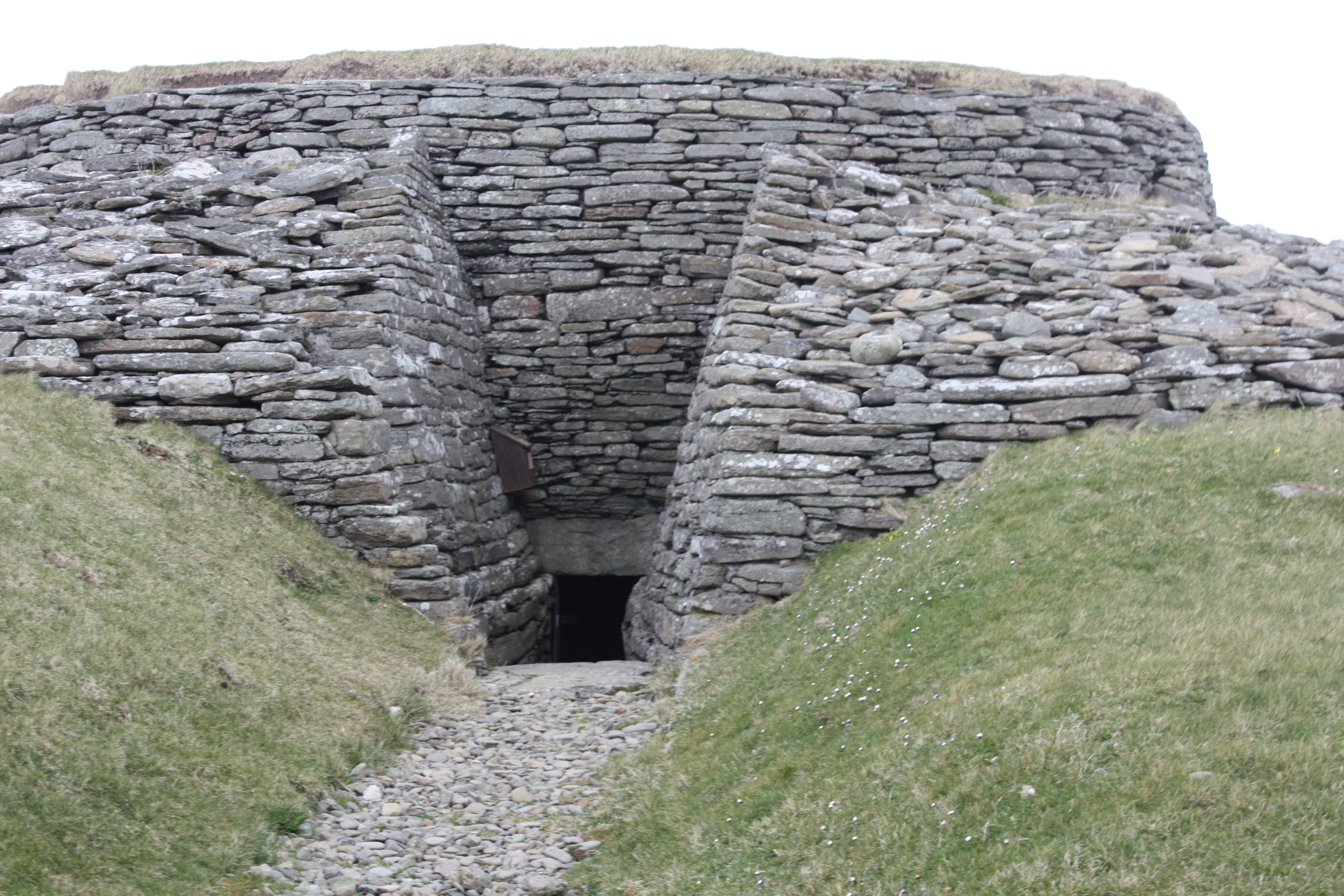 Quoyness chambered cairn entrance passage