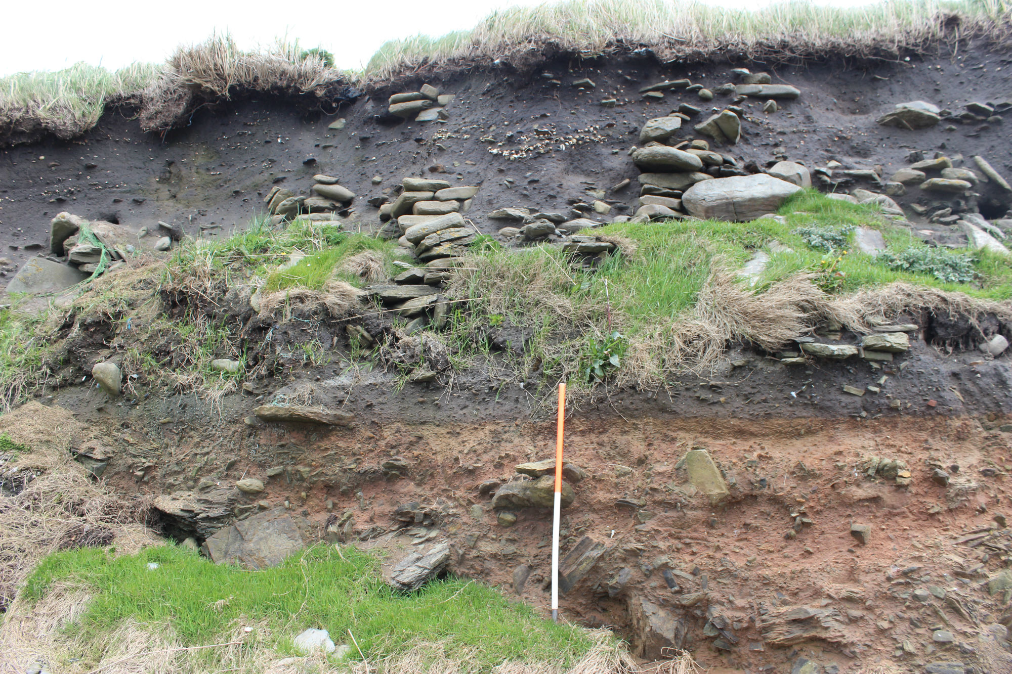 King\'s Craig structural remains and midden at north end of section