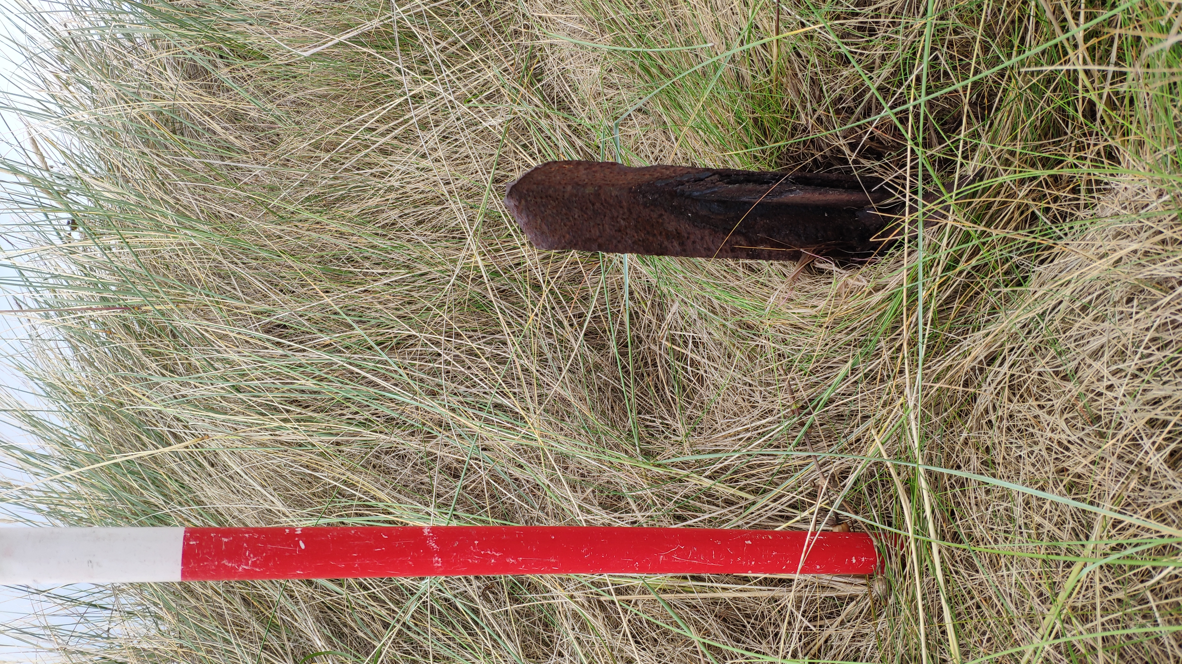 Close-up of surviving metal tripod leg