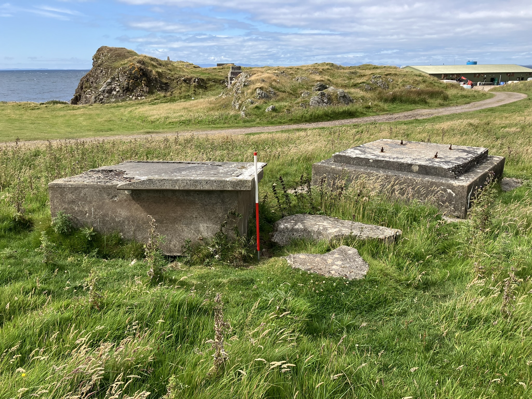 General shot of disturbed mast base looking NW